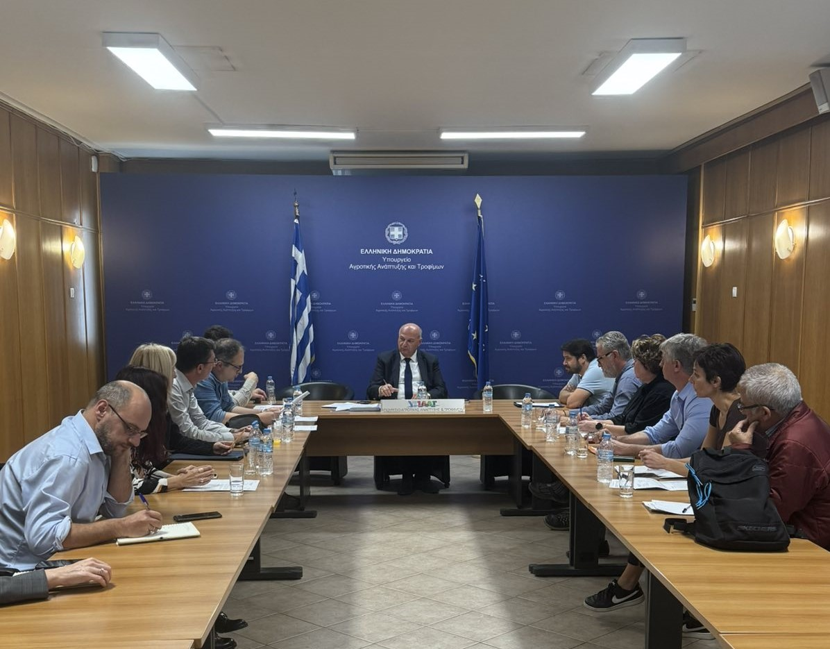 Συνάντηση ΔΣ της Π.Ε.Γ.Δ.Υ με τον Υπουργό ΥΠΑΑΤ Κώστα Τσιάρα - Agro ...