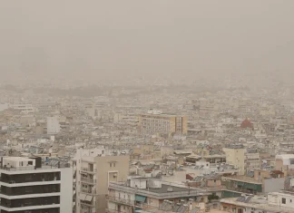 Καιρός: Νέο κύμα αφρικανικής σκόνης «σκεπάζει» την Κρήτη – Έρχονται λασποβροχές και επιβάρυνση της ατμόσφαιρας