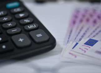 Μέχρι την Παρασκευή η πληρωμή της πρώτης δόσης του φόρου εισοδήματος