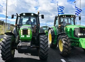 Αγρότες: Συλλαλητήριο με τρακτέρ στη Θεσσαλονίκη την ημέρα των εγκαινίων της ΔΕΘ