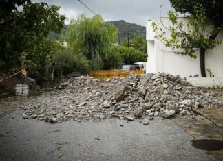 Αυτοψίες και καταγραφή ζημιών στις πληγείσες περιοχές του νησιού